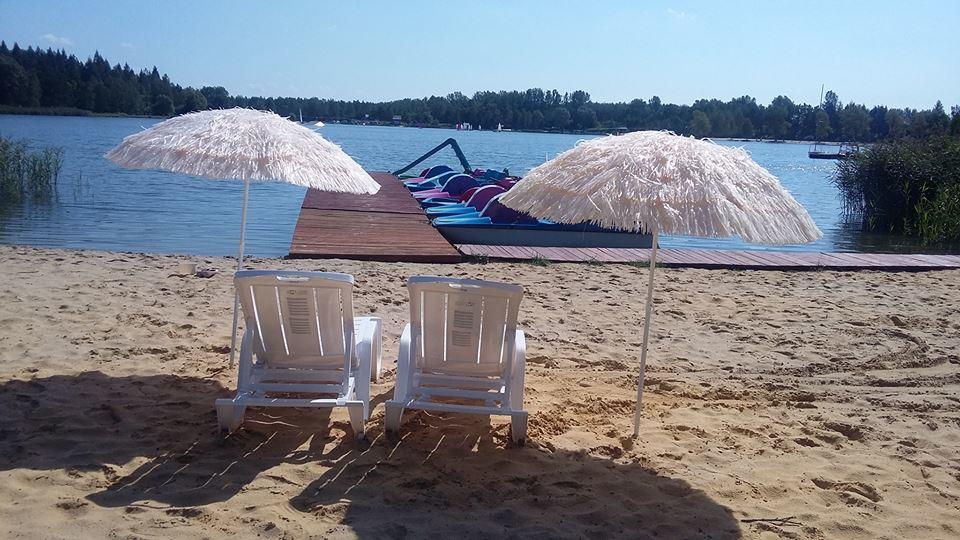 Hotel Gosciniec Nad Zalewem Sosina Jaworzno Esterno foto