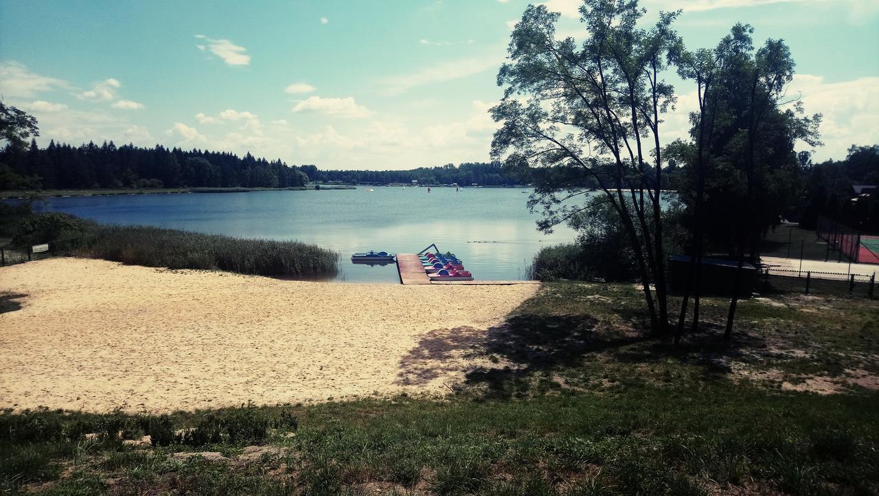 Gosciniec Nad Zalewem Sosina Hotel Jaworzno Esterno foto